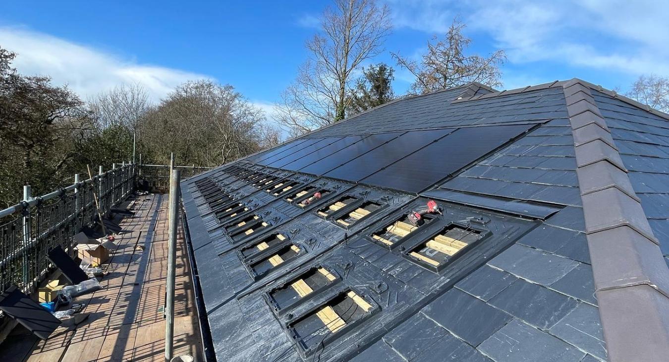 Solar PV installation in Hutton